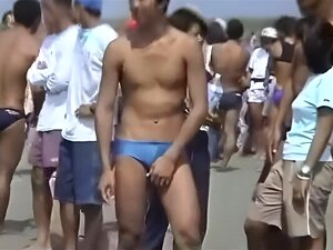 Sneak Shot Schwimmsport Männer am Strand - MANIAC撮盗
