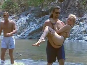 Monique Covet, DP Trio am Fluss