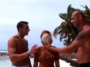 PinkoHD XXX Video: Beach Cock Tails, Cathy liebt es einfach, im Urlaub