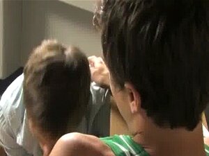 Schwule Twinks Ashton Rush und Brice Carson sind auf dem College und