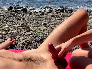 Ich habe eine Klassenkameradin an den Strand gebracht und sie