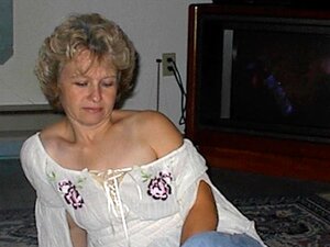 OmaPasS busty und mollige Amateurreife Damen