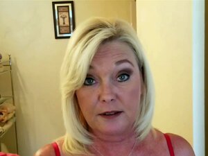 Mami weiß, dass es falsch ist, aber sie kann nicht widerstehen