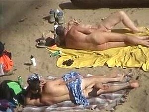 2 Paare Strand