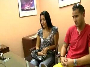 Amateur-Schlampe nimmt Geld für einen Fick 23