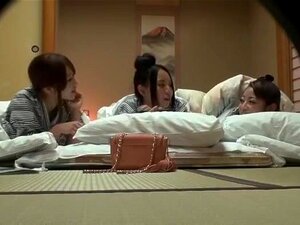 Kiimainen japanilainen huora Mirei Omori, Akane Iizuka, Saki Hatsuki