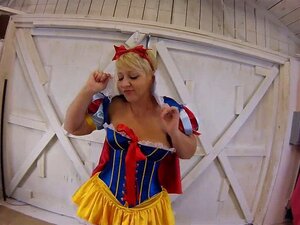 Sizzle's SNOW WHITE, bekannt geworden durch Sizzle's Snow White