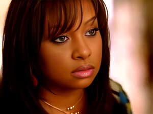 RAVEN SYMONE ' S ONDEUGENDE EBONY STRUMPETS!