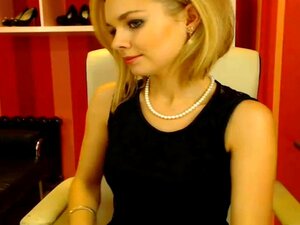 Webcam-Sekretärin in guter Stimmung