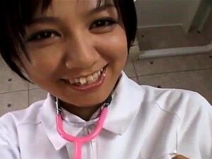 Meguru verpleegster likt lul