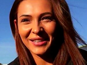 Hast du schonmal drei geile Cuties in der Öffentlichkeit gefickt?