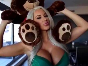 Laci Kay Somers