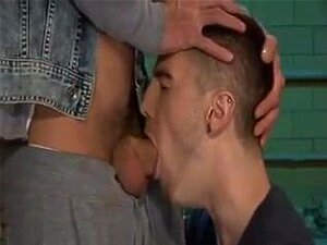 Schwules Ficken im akrobatischen Stil schau dir Teil 2 bei