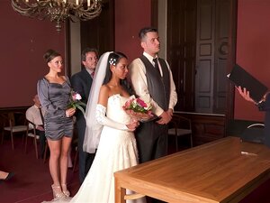 BRIDE4K. Hochzeitsorgie