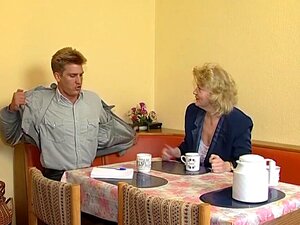 Jung und Emo Anja bekommt den Fick deines Lebens