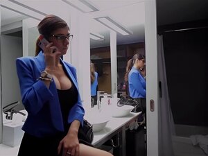 MIA KHALIFA - Atemberaubend Mia Khalifa kann es kaum erwarten, zu