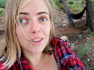 Riskantes Muschispiel und cremige Sahne im Camp nahe dem Abgrund!