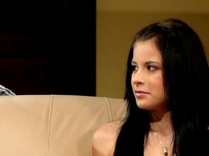 Verrückte Pornodarstellerin in unglaublichem Anal, brasilianischem