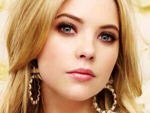 Ashley Benson wichst sich eine Herausforderung