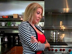 Verehrung eines lüsternen Analtunnels