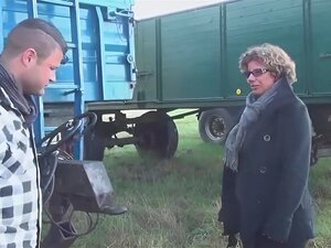 Deutsche Oma liebt sie jung