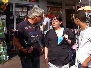 Enemmän pullea saksalainen hauskaa