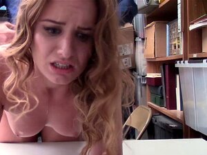 Fall 4522845 Mit Daisy Stone wurde ihr Strip durchsucht. Die