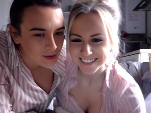 Bekijk verse Engelse amateurs in HD terwijl ze zich bezighouden met