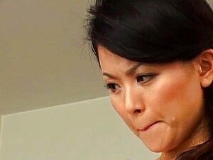 Miki Sato, echte asiatische Schönheit, ist eine reife Frau