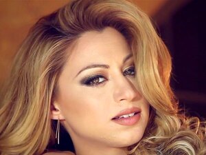 Sinnliche Seele mit Jessica Vaugn, Cybergirl Jessica Vaugn macht dich