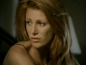 Angie Everhart für Heart Of Stone