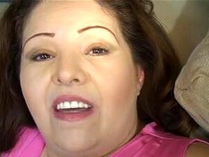 Sassy neemt een BBC Facial over