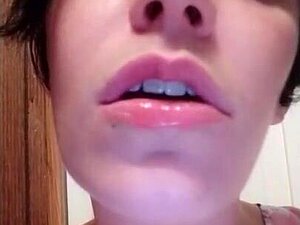 Schwanzhuren-Demütigung ausspucken