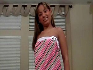 Exotisk liten latina färsk fitta