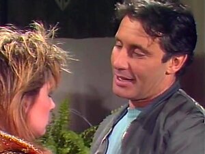 Klassische Pornoszene der 80er mit John Leslie,