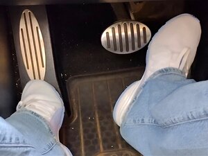 Rijden met jeans over mijn nylons