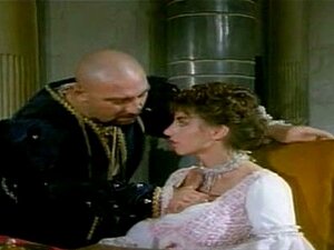 Lucretia Una Stirpe Verdammte Szene