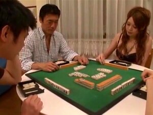 Hetaste japanska tjejen Shiori Hazuki i exotisk fetisch, strumpor