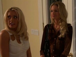 Exotische pornosterren Franziska Facella en Natasha Marley in gekke