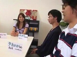 Exotische Japanse chick Megumi Shino in een Fabulous Small Tits JAV