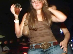 VILD VÅT T 8 - Scen 3