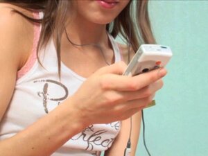 Мршава риба се трља за тебе