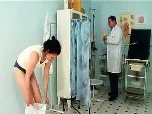 Puuma Helena louse ajeltu reikä tarkastus