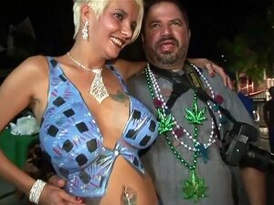 Beste Pornodarstellerin in unglaublichem Outdoor-Video mit großen