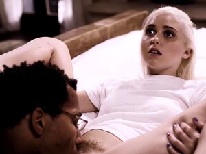 Blinde kleine Blondine Chloe Cherry wird von einem BBC gefickt