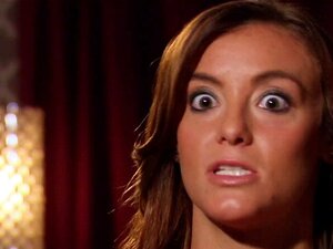 Mexikanische Swinger unterschreiben für eine Reality-TV-Show.