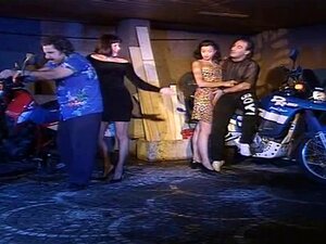 BEATRICE VALLE & TABATHA CASH