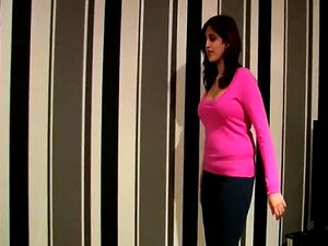 ATKHairy Model Jasmine ist zurück für ein sexy Interview