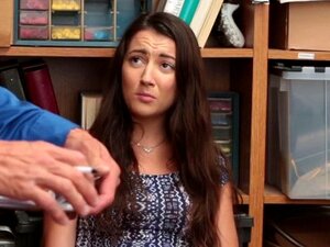 Sanduhrförmige Süße genießt es, eine schlechte Süße zu sein.