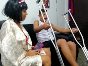 Ein Teil Muschi-Ficken mit meiner heißen Krankenschwester bis ich